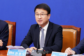 [포토] 최고위서 발언하는 한병도 민주당 원내대표
