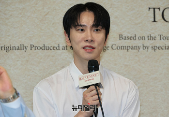 [포토] 인사말하는 배우 김락현