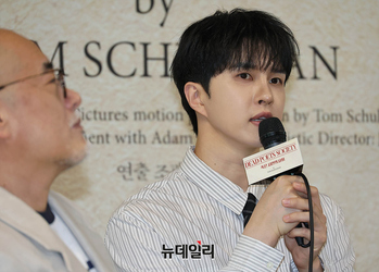 [포토] 소감 밝히는 배우 이재환