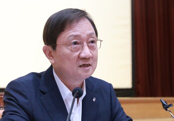 "도박판 판돈 떼이는 형국" … 이찬진 금감원장, 삼전닉스 레버리지 ETF 메스 댄다