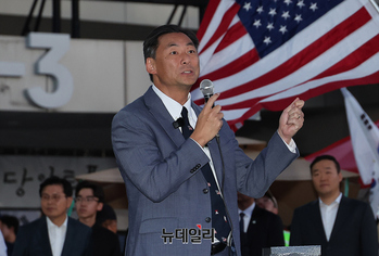 [영상] 올릭픽공원에 등장한 모스탄 미국 교수