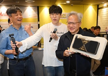 인터넷·게임주, AI·신작 모멘텀에도 주가 '뚝' … 증권가 "과대낙폭 매수기회"