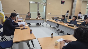 [포토뉴스] 장신상 횡성군수 당선인, 횡성군여성농업인단체협의회 정책 제안 청취