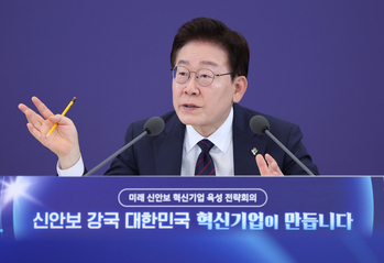 李 "GPU 예산 보완" 한마디에 … 최대 40조 초과세수 업고 2차 추경 군불