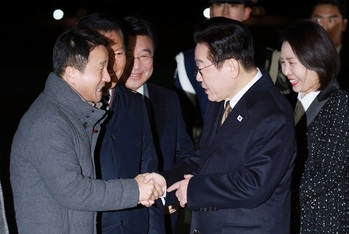 민주당 필리버스터마저 사문화 추진 … '김대중 정신' 떠받든다며 'DJ 유산' 지우려