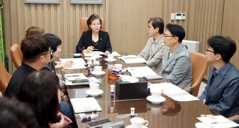 수원시의회, 사무국과 소통 강화… ‘원팀 의회’ 첫걸음