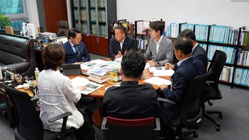양구군·강원특별자치도, 허영 의원 찾아 철도·도로 현안 해결 건의