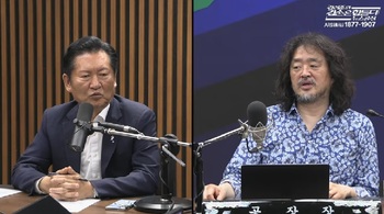 정청래, 출마 선언하자마자 김어준 찾아 … "평택을 선거, 후보 안 냈어야"