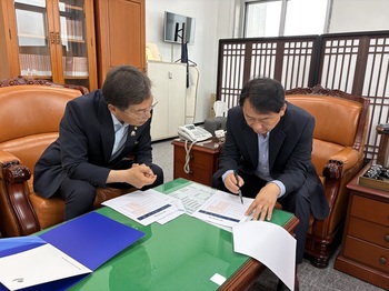 김중남 강릉시장, 국회 방문해 지역 현안사업 건의