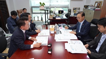 육동한 춘천시장, '초일류 춘천' 실현 위해 적극적 행보 나서 ··· 국회·정부 협력 강화