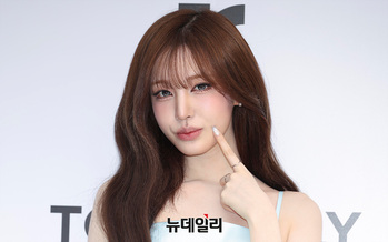[영상] 아이브 리즈 '볼 콕' 