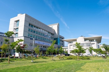강원특별자치도교육청, 초등성취기준 70% 의무 평가 폐지 ··· 강삼영 "문해력·수리력을 비롯한 강한 기본학력 키워 나갈 것"