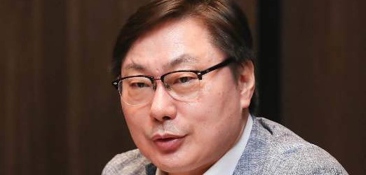 '이재명 핵심 측근' 이화영, 쌍방울 법카로 '펑펑'… 4억 불법 수수 혐의